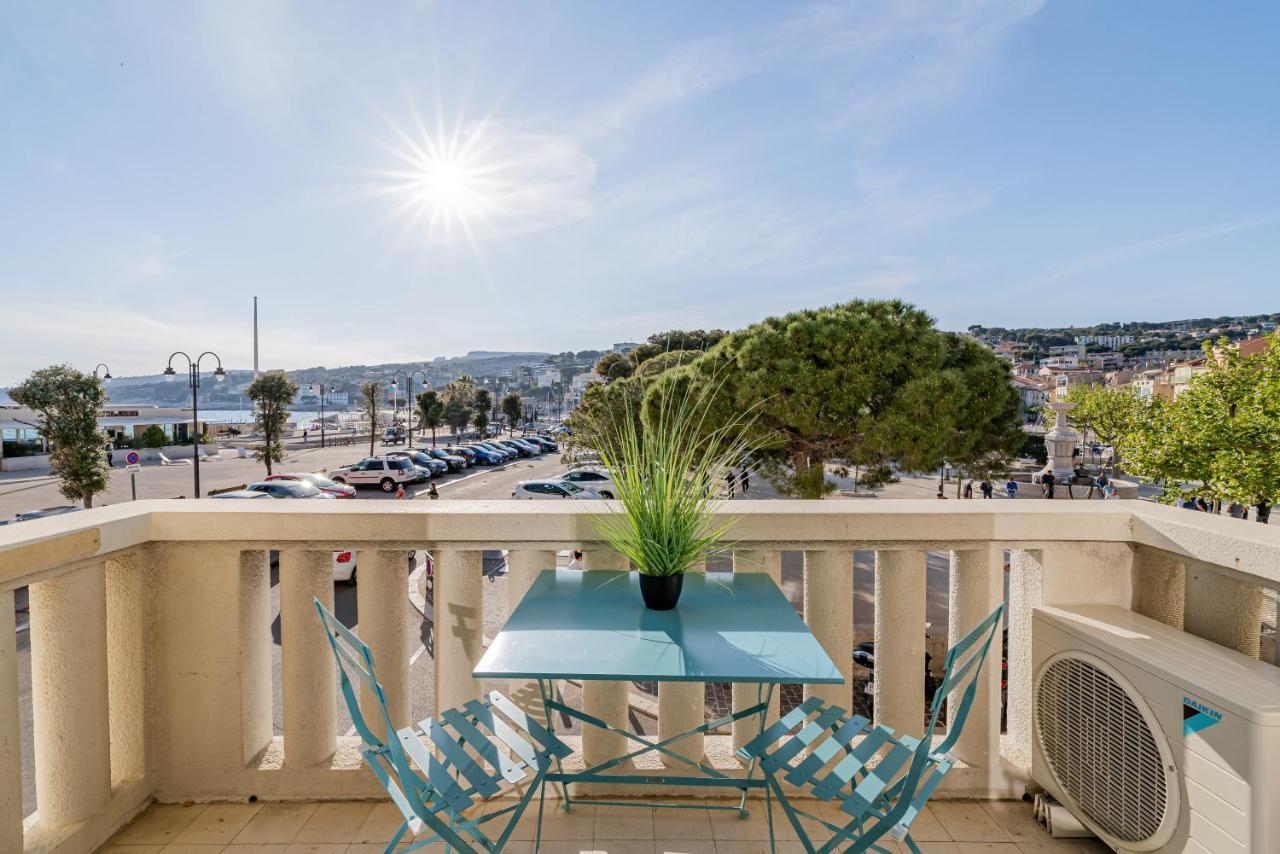 Appartement Les pieds dans l'eau par Dodo-a-Cassis Extérieur photo